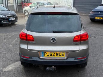 Volkswagen Tiguan 2.0 TDI BlueMotion Tech SE DSG 4WD Euro 5 (s/s) 5dr