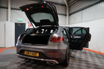 Mercedes-Benz GLC 2.0 GLC300h MHEV AMG Line (Premium) Coupe G-Tronic+ 4MATIC Euro 