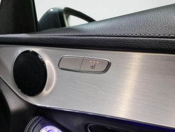 Mercedes-Benz GLC 2.0 GLC300h MHEV AMG Line (Premium) Coupe G-Tronic+ 4MATIC Euro 