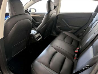 Tesla Model 3 Saloon 4dr Electric Auto RWD (241 bhp)