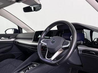 Volkswagen Golf 1.5 eTSI MHEV Life DSG Euro 6 (s/s) 5dr