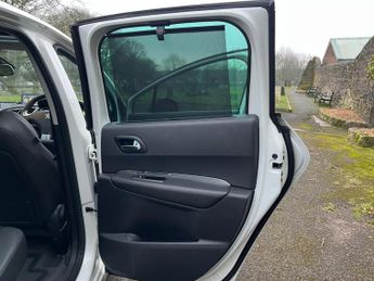 Peugeot 3008 1.6 e-HDi Allure EGC Euro 5 (s/s) 5dr