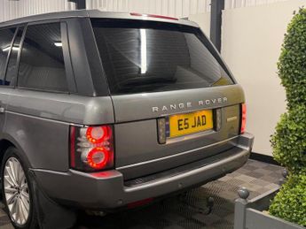 Land Rover Range Rover 4.4 TD V8 Westminster SUV 5dr Diesel Auto 4WD Euro 5 (313 bhp)