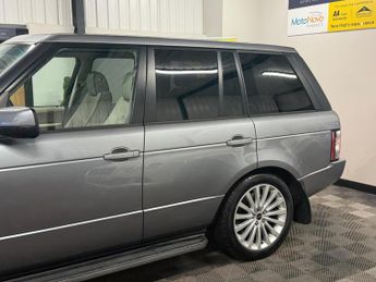 Land Rover Range Rover 4.4 TD V8 Westminster SUV 5dr Diesel Auto 4WD Euro 5 (313 bhp)