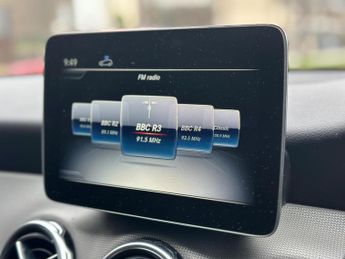 Mercedes-Benz GLA 1.6 GLA180 Urban Edition 7G-DCT Euro 6 (s/s) 5dr