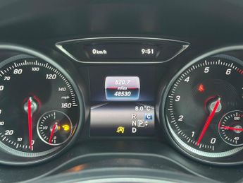 Mercedes-Benz GLA 1.6 GLA180 Urban Edition 7G-DCT Euro 6 (s/s) 5dr