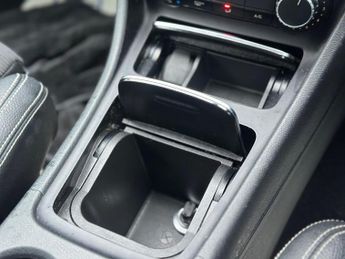 Mercedes-Benz GLA 1.6 GLA180 Urban Edition 7G-DCT Euro 6 (s/s) 5dr