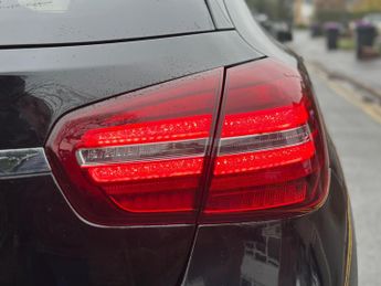 Mercedes-Benz GLA 1.6 GLA180 Urban Edition 7G-DCT Euro 6 (s/s) 5dr