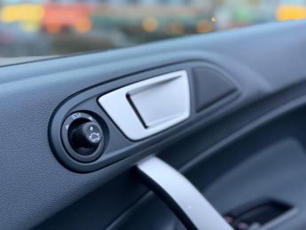 Ford Fiesta 1.4 Titanium 5dr