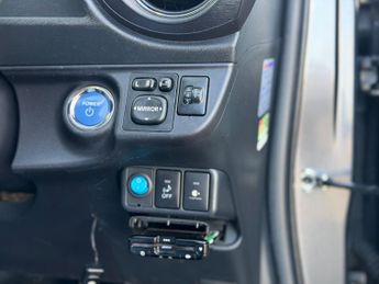 Toyota Aqua 1.5 Hybrid Petrol Automatic