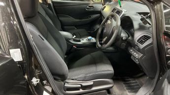 Nissan Leaf 24kWh Visia Auto 5dr