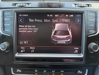 Volkswagen Golf 2.0TSI GTI Performance DSG Euro6 (230ps)