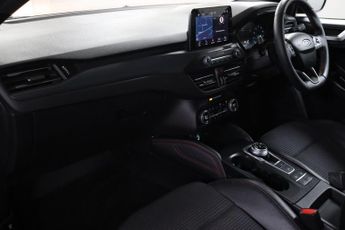 Ford Focus 1.0T EcoBoost ST-Line X Auto Euro 6 (s/s) 5dr