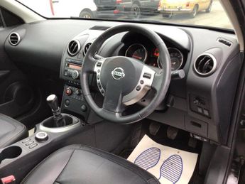 Nissan Qashqai 2.0 Tekna Hatchback 5dr Petrol Manual 4WD (199 g/km, 139 bhp)