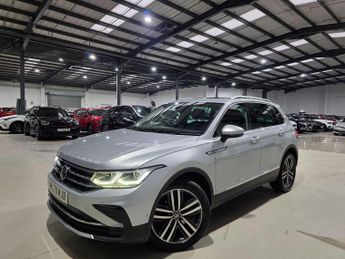 Volkswagen Tiguan 1.5 TSI Elegance DSG Euro 6 (s/s) 5dr