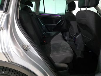 Volkswagen Tiguan 1.5 TSI Elegance DSG Euro 6 (s/s) 5dr