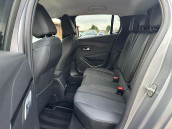 Peugeot E-208 50kWh Allure Auto 5dr