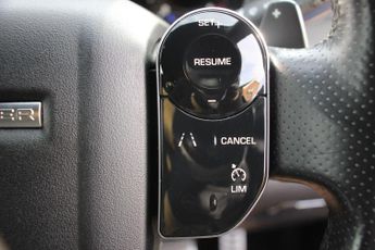 Land Rover Range Rover Evoque 2.0 D150 R-Dynamic SE Auto 4WD Euro 6 (s/s) 5dr