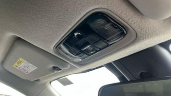 Toyota Yaris 1.5 VVT-h Design E-CVT Euro 6 (s/s) 5dr