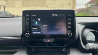 Toyota Yaris 1.5 VVT-h Design E-CVT Euro 6 (s/s) 5dr