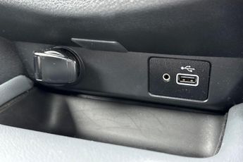 Nissan Juke 1.0 DIG-T (117ps) N-Connecta [Two-Tone Roof]