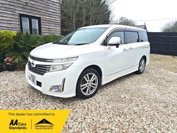 Nissan Elgrand 2.5 7 SEATS CARPLAY SAT NAV