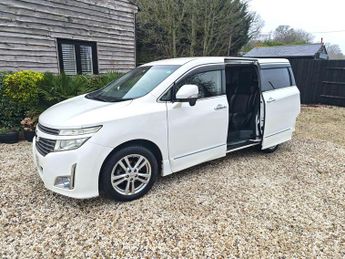 Nissan Elgrand 2.5 7 SEATS CARPLAY SAT NAV