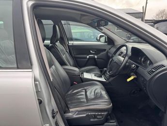 Volvo XC90 2.4 D5 SE Geartronic AWD 5dr
