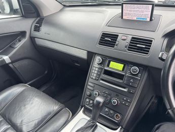 Volvo XC90 2.4 D5 SE Geartronic AWD 5dr