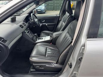 Volvo XC90 2.4 D5 SE Geartronic AWD 5dr