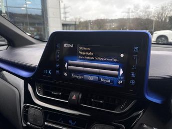 Toyota C-Hr Dynamic Hev Cvt