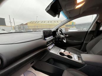 Hyundai Kona PREMIUM EV