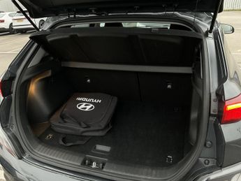 Hyundai Kona PREMIUM EV