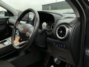 Hyundai Kona PREMIUM EV
