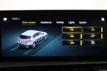 Mercedes-Benz A Class 1.3 A250e 15.6kWh AMG Line Edition (Executive) 8G-DCT Euro 6 (s/