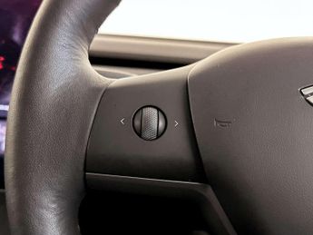 Tesla Model 3 Saloon 4dr Electric Auto RWD (241 bhp)