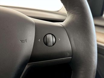 Tesla Model 3 Saloon 4dr Electric Auto RWD (241 bhp)