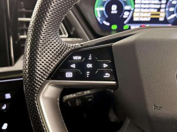Audi Q4 e-tron 40 S line SUV 5dr Electric Auto 82kWh (204 ps)