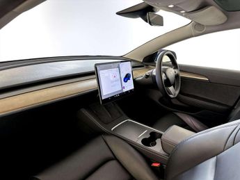 Tesla Model 3 Standard Range Plus Saloon 4dr Electric Auto RWD (241 bhp)