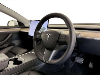 Tesla Model 3 Standard Range Plus Saloon 4dr Electric Auto RWD (241 bhp)