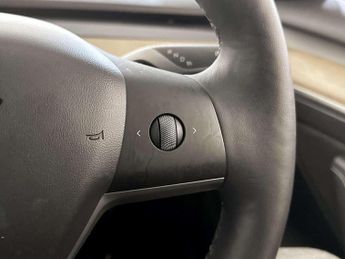 Tesla Model 3 (Dual Motor) Long Range Saloon 4dr Electric Auto 4WDE (346 ps)