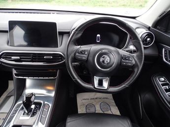 MG MG HS 1.5 T-GDI Excite DCT Euro 6 (s/s) 5dr