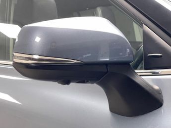 Toyota Highlander 2.5 VVT-h Excel Premium SUV 5dr Petrol Hybrid CVT 4WD Euro 6 (s/