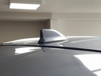 Toyota Highlander 2.5 VVT-h Excel Premium SUV 5dr Petrol Hybrid CVT 4WD Euro 6 (s/