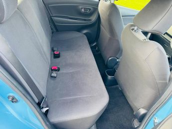 Toyota Yaris 1.33 VVT-i Multidrive 5dr Automatic
