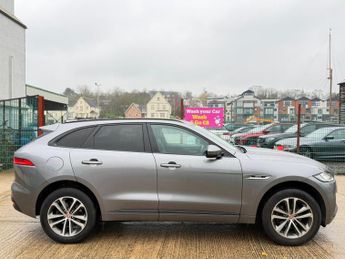 Jaguar F-PACE 2.0 D240 R-Sport Auto AWD Euro 6 (s/s) 5dr