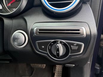 Mercedes-Benz C Class 2.1 C220d AMG Line (Premium) 7G-Tronic+ Euro 6 (s/s) 4dr