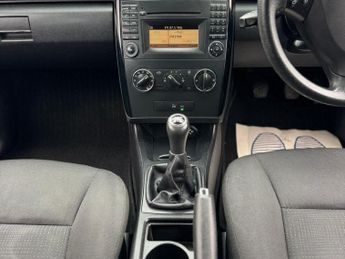 Mercedes-Benz A Class 1.5 A160 BlueEfficiency Classic SE 5dr