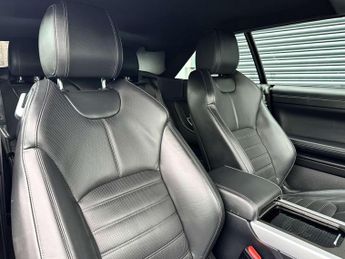 Land Rover RANGE ROVER EVOQUE 2.0 Range Rover Evoque HSE Dynamic Si4 240 Auto 4WD 2dr