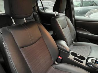 Nissan Leaf 40kWh N-Connecta Auto 5dr